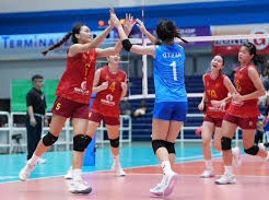 Image: Vietnam's U18 Women's Volleyball Team Competes for Championship