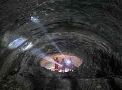 Image: China Completes First Under-River High-Speed Rail Tunnel