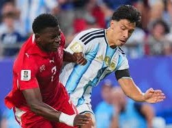 Image: Controversial Yellow Card for Breel Embolo in World Cup Match