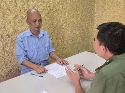 Image: Detention of Author Nguyen Thanh Nam Linked to Controversial Book