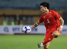 Image: Doan Van Hau: Key Player for Coach Kim at AFF Cup 2026