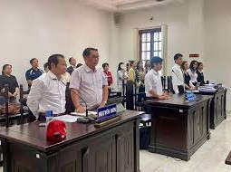Image: Doctor Arrested in Billion-Dollar Divorce Case in Ho Chi Minh City