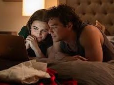 Image: Ella Bright Reveals Why She'd Never Date Co-Star Belmont Cameli