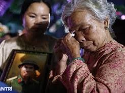 Image: Emotional Reunion for Family of Fallen Soldier After Nearly 60 Years