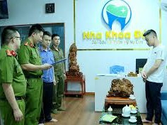 Image: Fake Dentist Scams Hundreds with False Medical Claims