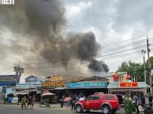 Image: Fire Breaks Out in Warehouse in Ho Chi Minh City