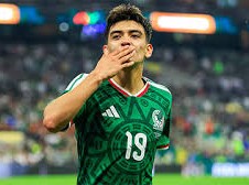 Image: Gilberto Mora: The 17-Year-Old Sensation Captivating Mexico at World Cup 2026