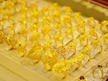 Image: Gold Prices Dip Below $4,100 Ahead of Fed Meeting