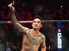 Image: Holloway Predicts Victory Against McGregor at UFC 329