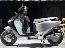 Image: Honda Unveils New Electric Motorcycle QC3 in India