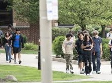 Image: Illinois Enacts Cellphone Ban in Schools to Enhance Learning