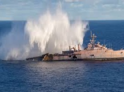 Image: Japanese Submarine Sinks US Warship During Exercise