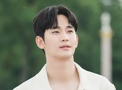 Image: Kim Soo Hyun Makes Comeback After Long Hiatus