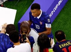 Image: Kylian Mbappé Disappointed After Spain Defeat in World Cup 2026