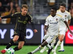 Image: LA Galaxy Faces Los Angeles in Crucial Derby Match