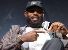 Image: LeBron James Signs Two-Year Contract with 76ers