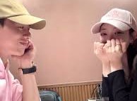 Image: Lee Kwan-hee and Yoo Si-eun Confirm Relationship