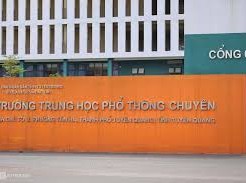 Image: Over 320 Students from Tuyen Quang Register for University Admission