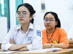 Image: Predicted Slight Decrease in National Economics University Admission Scores for 2026