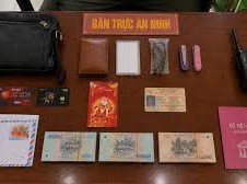 Image: Security Team Recovers Lost Wallet Worth Over 4 Billion VND at Pleiku Airport