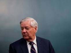 Image: Sen. Lindsey Graham Dies at 71 After Sudden Illness