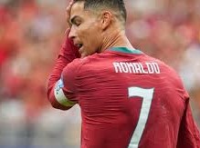 Image: Spain's Goalkeeper Highlights Ronaldo's Strengths Ahead of Match