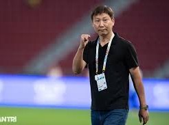 Image: Thai Fans Debate Kim Sang Sik's Unbeaten Record with Vietnam
