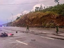 Image: Two Suspected Dog Thieves Die in Collision with Passenger Bus