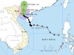 Image: Typhoon Number 1 Approaches Quang Ninh, Heavy Rain Expected