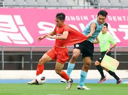 Image: Vietnam National Football Team Secures Second Win in Korea