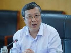 Image: Vietnam's Deputy Minister Hoang Trung Charged in Durian Export Scandal
