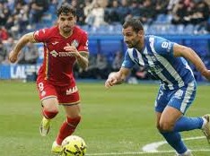 Image: Alaves vs Getafe: Tactical Showdown in La Liga Opener