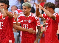 Image: Bayern Munich Defeats RB Leipzig 3-1 in Friendly Match