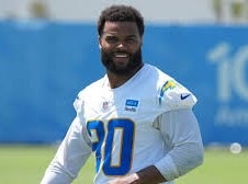 Image: Chargers' Akheem Mesidor Proving His Worth as a First-Round Pick