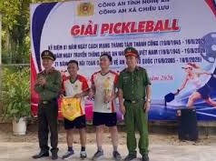Image: Chiêu Luu Police Organizes Pickleball Tournament