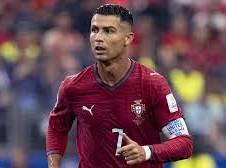 Image: Cristiano Ronaldo Shows Off New Hairstyle After Marriage