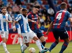 Image: Espanyol Faces Challenges Against Levante in La Liga Opener