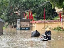 Image: Fatal Landslide in Lang Son Leaves Nearly 2,400 Homes Flooded