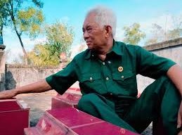 Image: Father's Heartbreaking Wish for His 15 Children Affected by Agent Orange