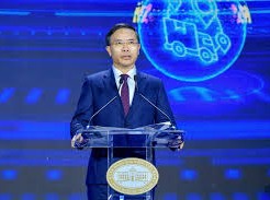Image: Governor Pham Duc An: QR Financial Transactions Surge Over 100% Annually