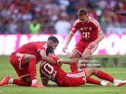 Image: Jamal Musiala Collapses During Match: Health Update