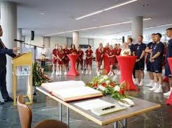 Image: Mainz 05 Women’s Team to be Honored in Golden Book Ceremony