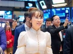 Image: Nguyen Thi Phuong Thao Boosts Galaxy Pay Investment for Starlink