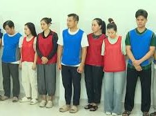 Image: Prime Minister Commends Thanh Hoa Police for Major Diamond Smuggling Bust