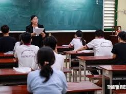 Image: Public University Announces Additional Enrollment of 2,600 Students