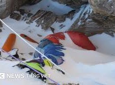 Image: Recovery of 'Green Boots' Body from Everest After 30 Years