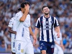 Image: San Luis Claims First Victory Against Monterrey