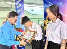 Image: TBS Group Union Awards 3,446 Scholarships to Workers' Children