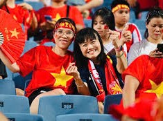 Image: Thai Fan's Special Journey to Meet Idol in Hanoi