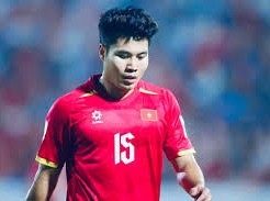 Image: Truong Tien Anh Receives Sad News Amid ASEAN Cup Preparations